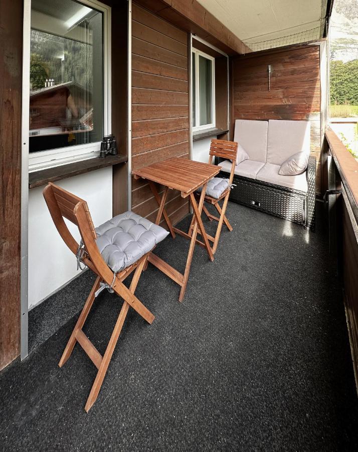 Chalet Ribi กรินเดลวัลด์ ภายนอก รูปภาพ